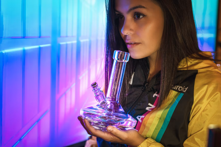 What are the Benefits of Using a Bong?