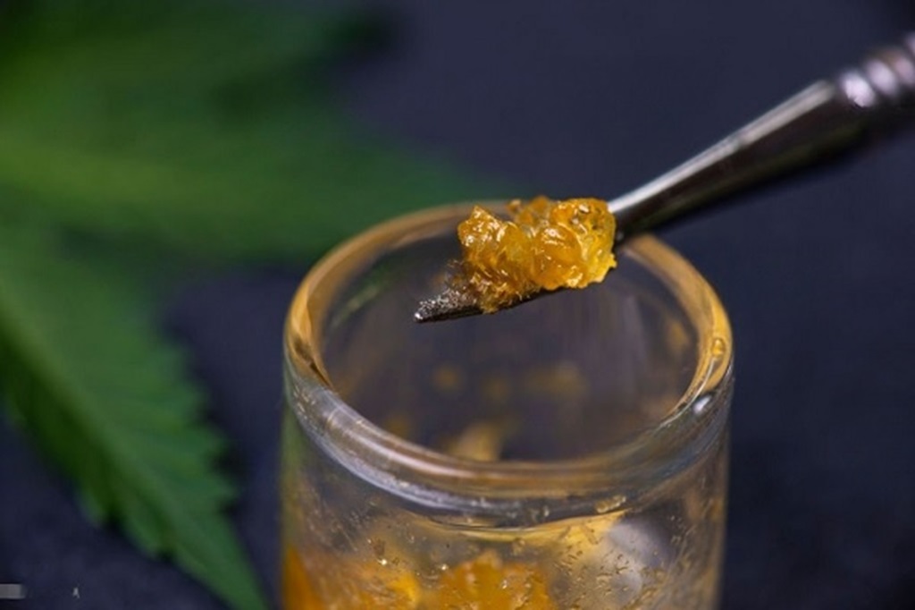 What Is Live Resin and How to Use It